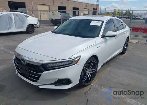 2022 Honda Accord Hybrid Touring z USA, uszkodzony, nr VIN 1HGCV3F94NA025721